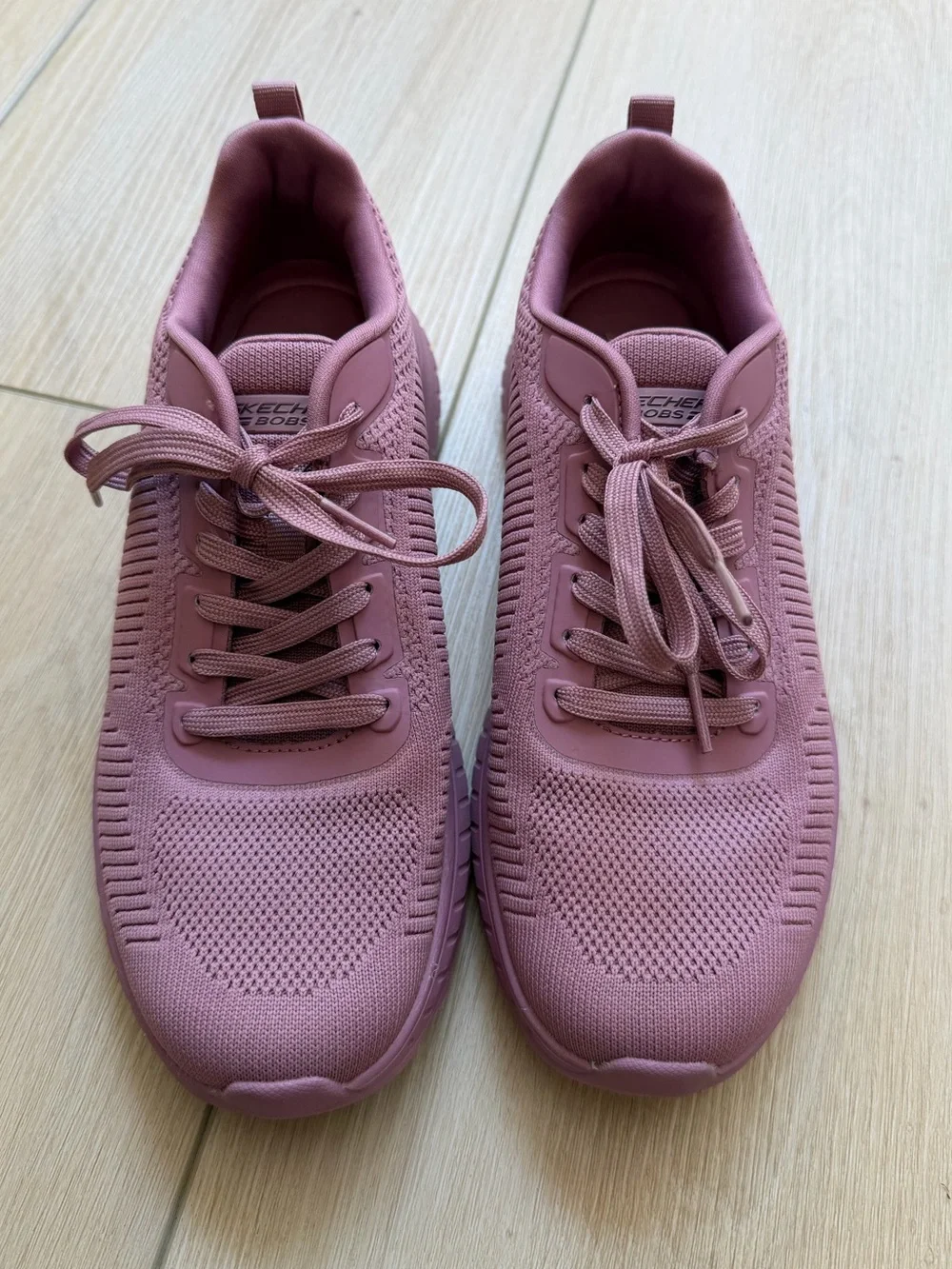 Women’s Sketchers Bobs Squad Chaos Shoes size 8.5